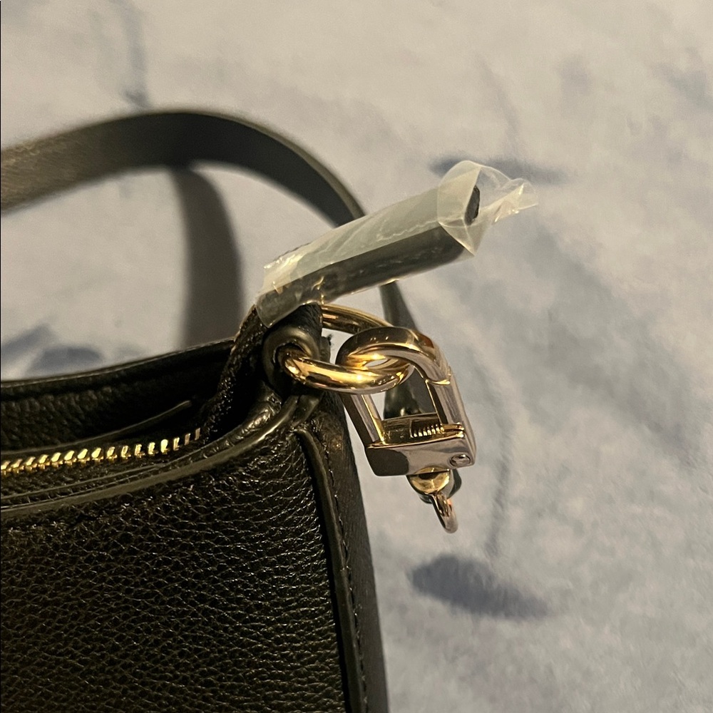 GUESS Black Shoulder Bag with Gold Accents. Brand New! - Picture 3 of 10